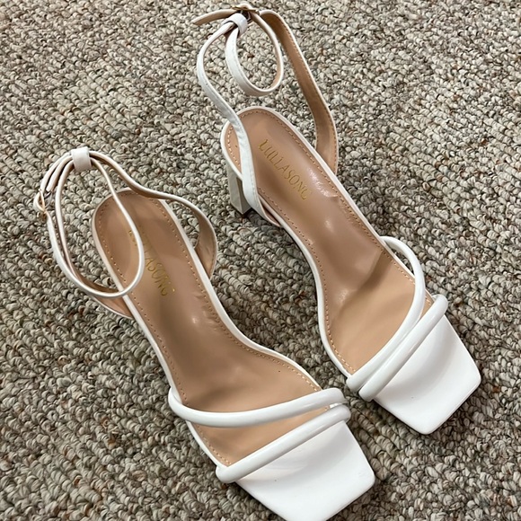 Women’s strappy heeled square sandal - Picture 1 of 6